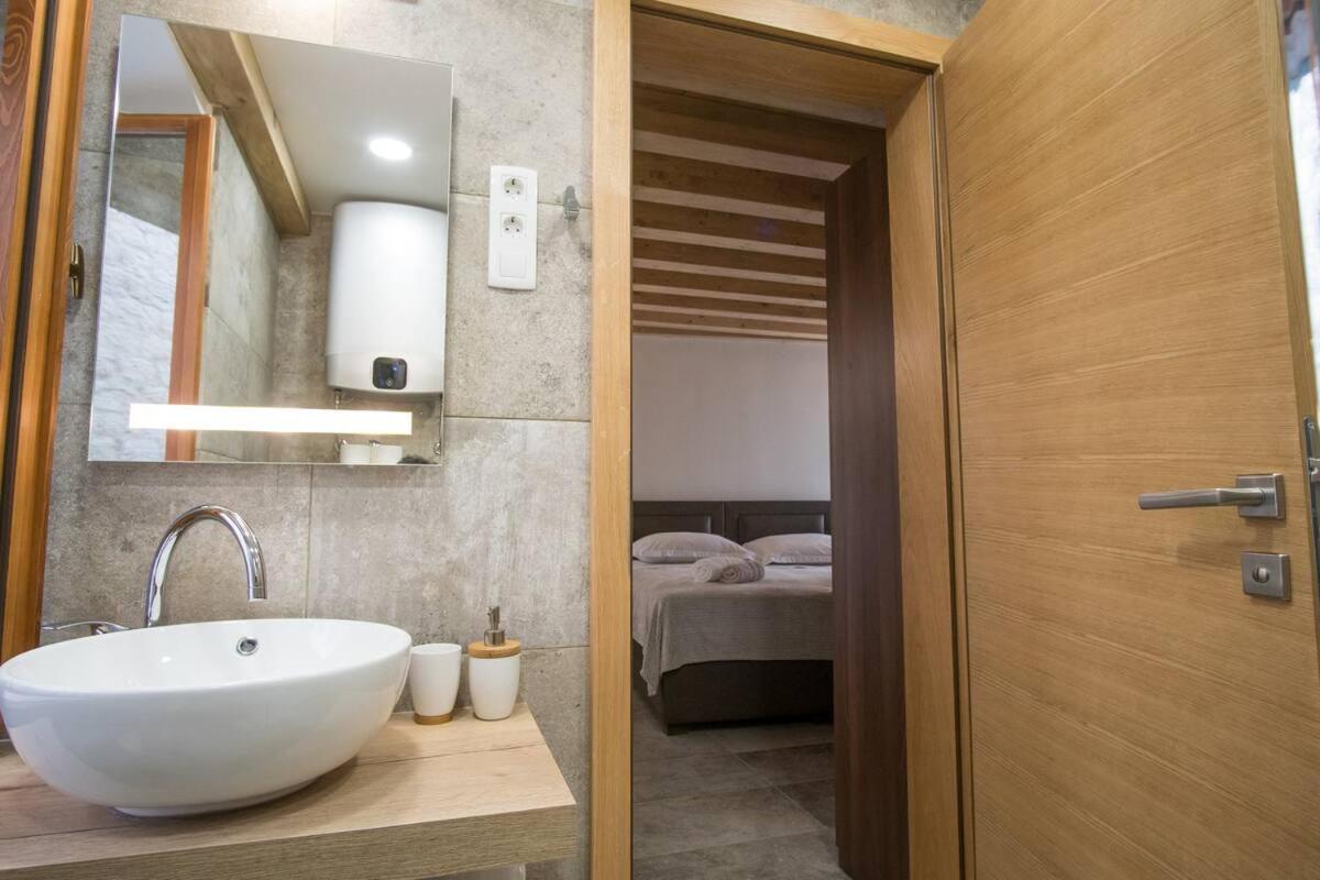 Jr Luxury Guesthouse Спліт Екстер'єр фото