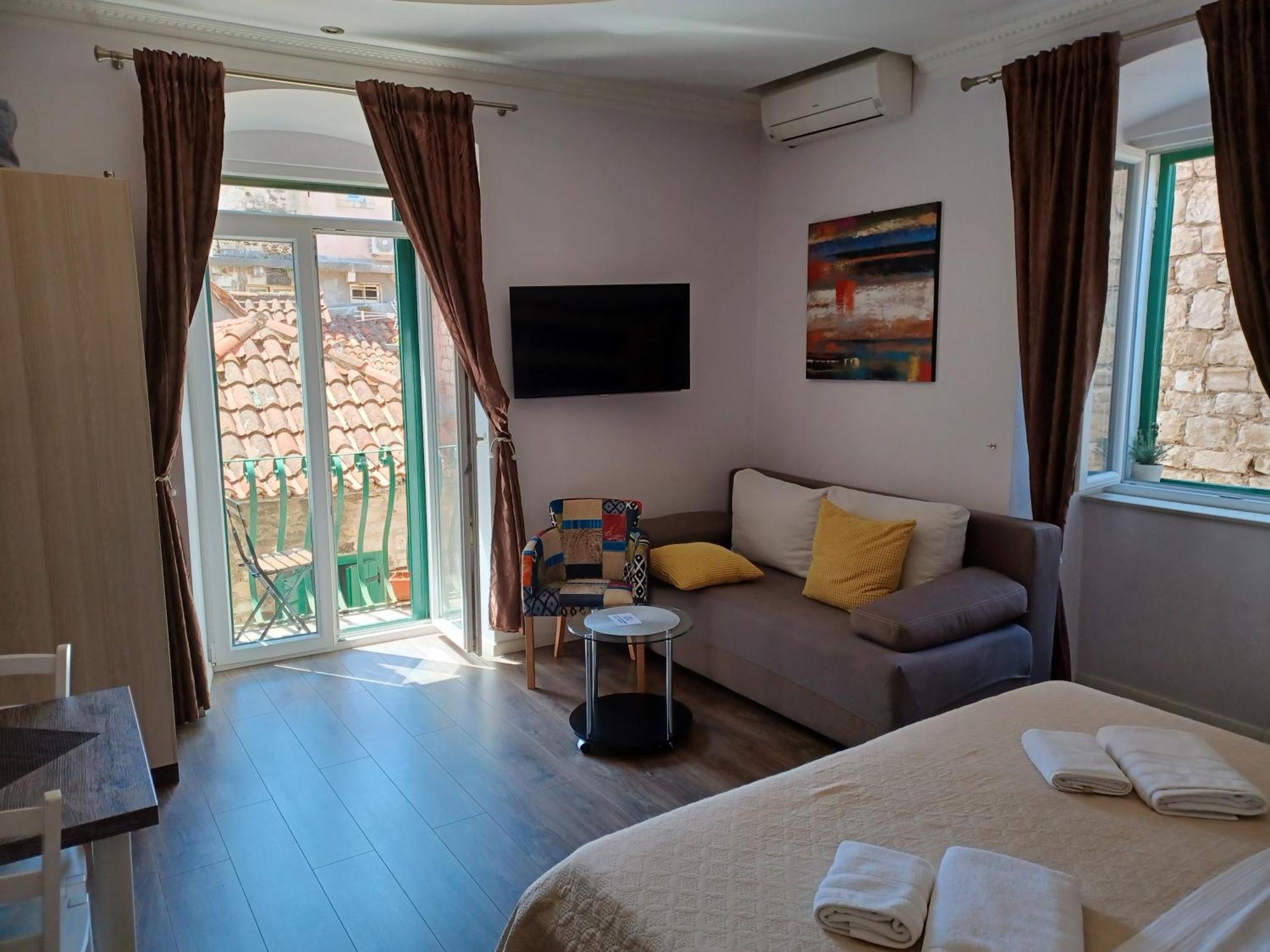 Jr Luxury Guesthouse Спліт Екстер'єр фото