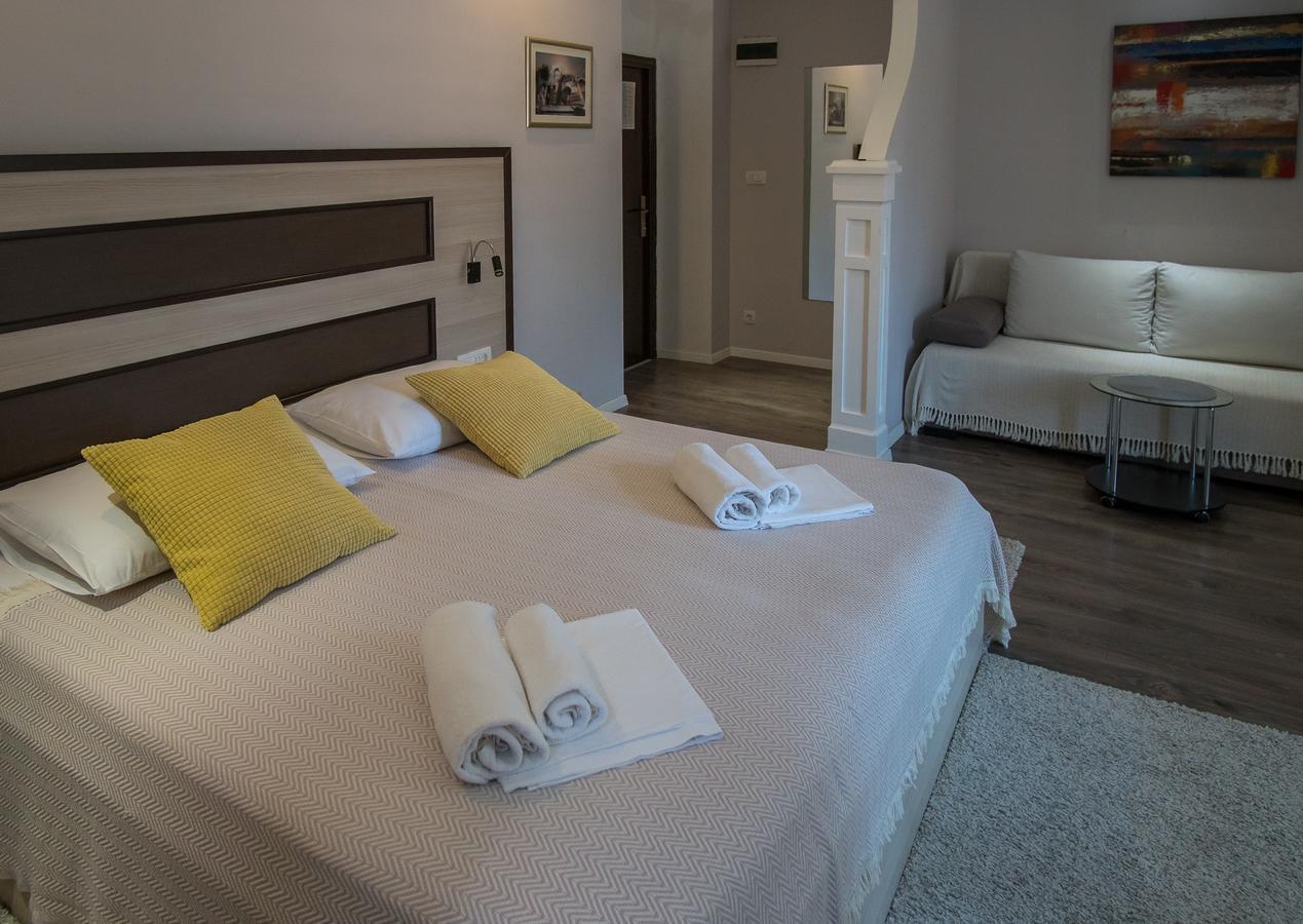 Jr Luxury Guesthouse Спліт Екстер'єр фото
